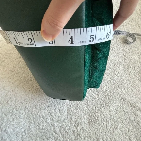 FINAL PRICE DROP! Bioworld Disney Minnie Mouse Green Velvet Mini Backpack NWT - Picture 13 of 14